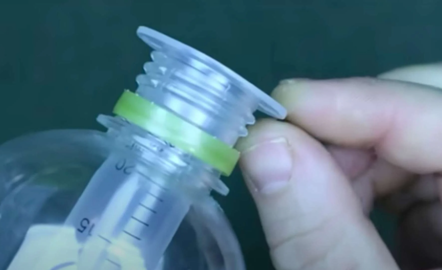 Як зробити ліхтар за 72 гривні, який світитиме 3 місяці: інструкція