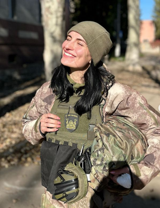 Мы едем на охоту: комвзвода ВСУ "Ведьма" рассказала о боях за Бахмут