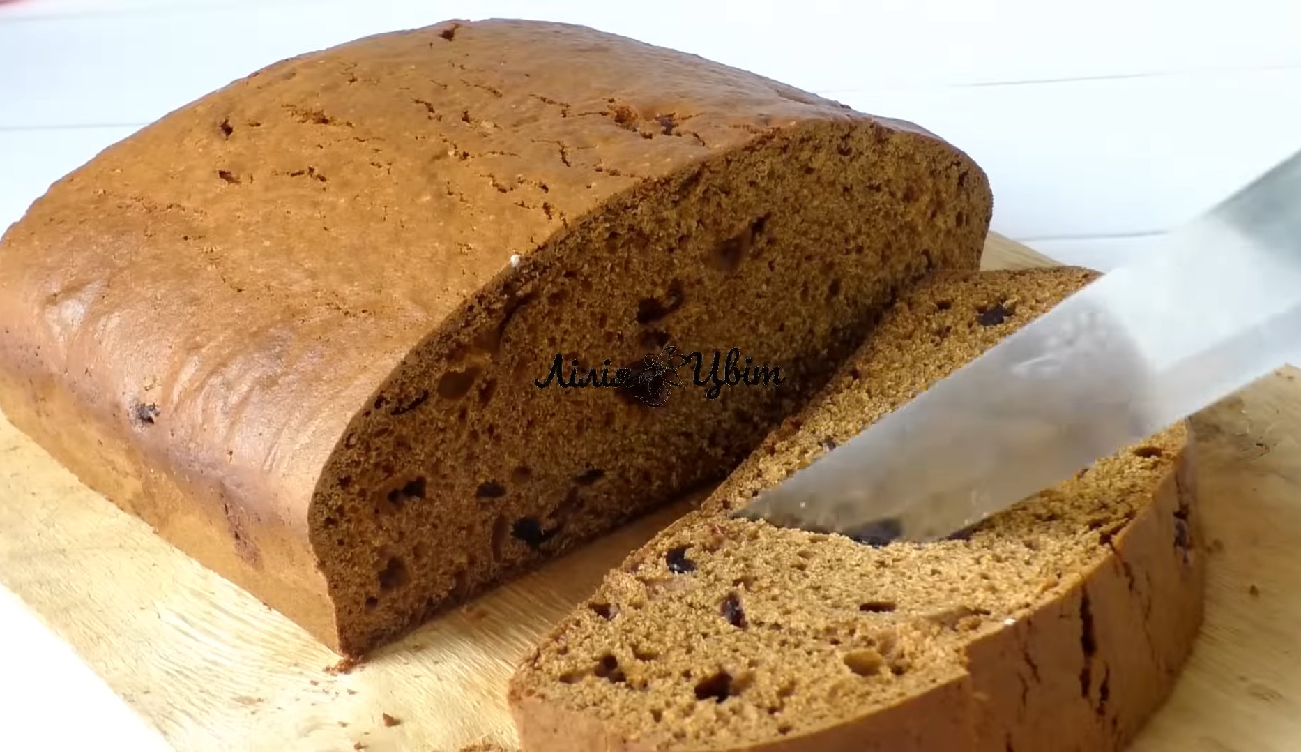 Сожженный медовик, ламанцы-шулики и вареники с маком: готовим вкусности к Медовому Спасу