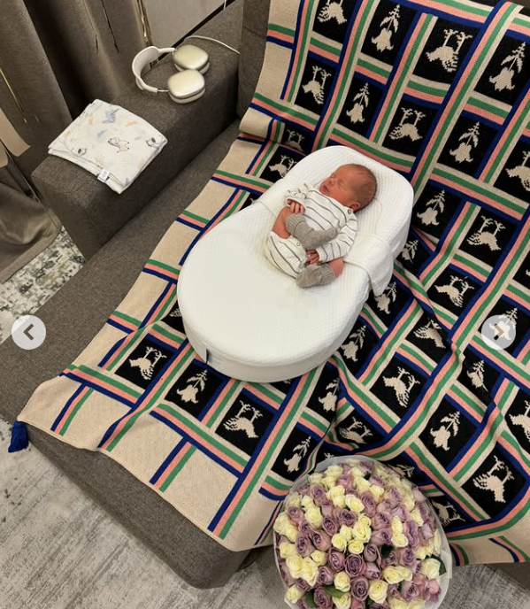 Жена Остапчука показала маленького сына и рассказала о материнстве (фото)