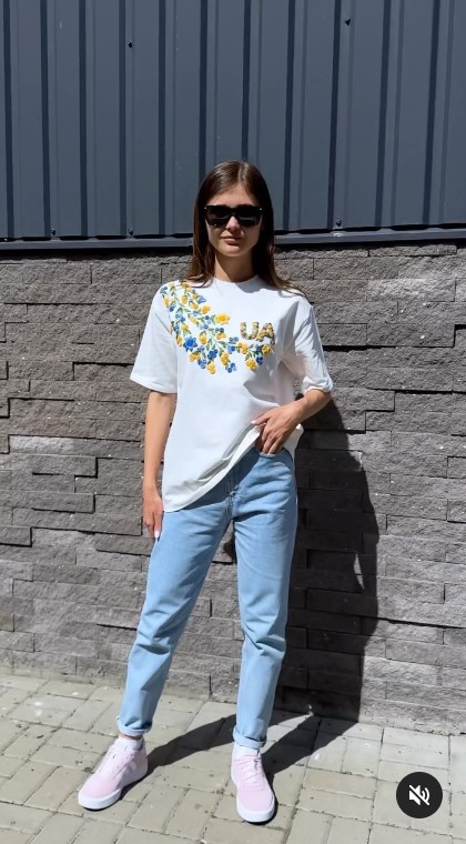 5 модных образов для празднования Дня Независимости Украины 2024