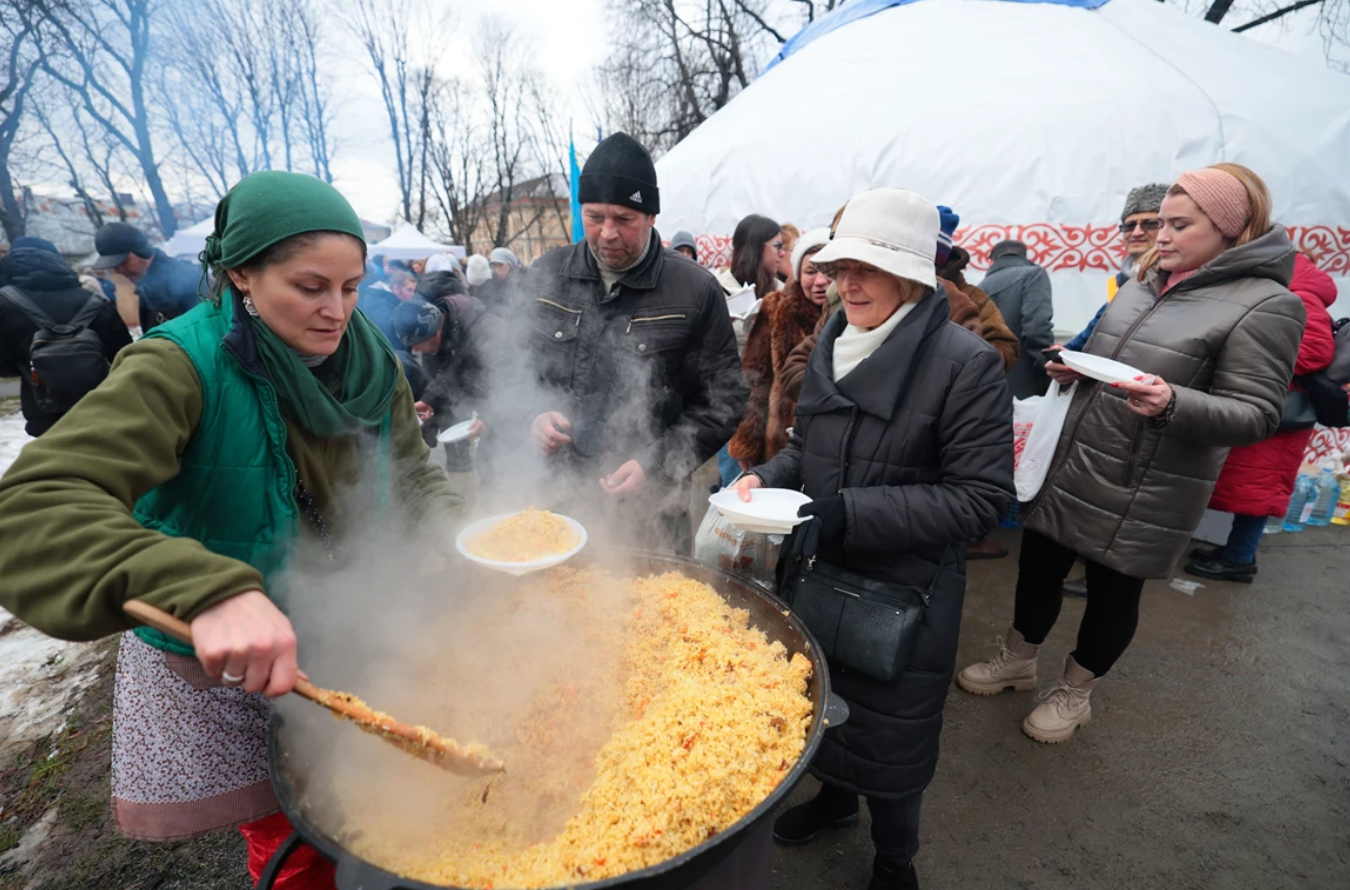 Во Львове открыли четвертую в Украине "юрту несокрушимости": как она выглядит