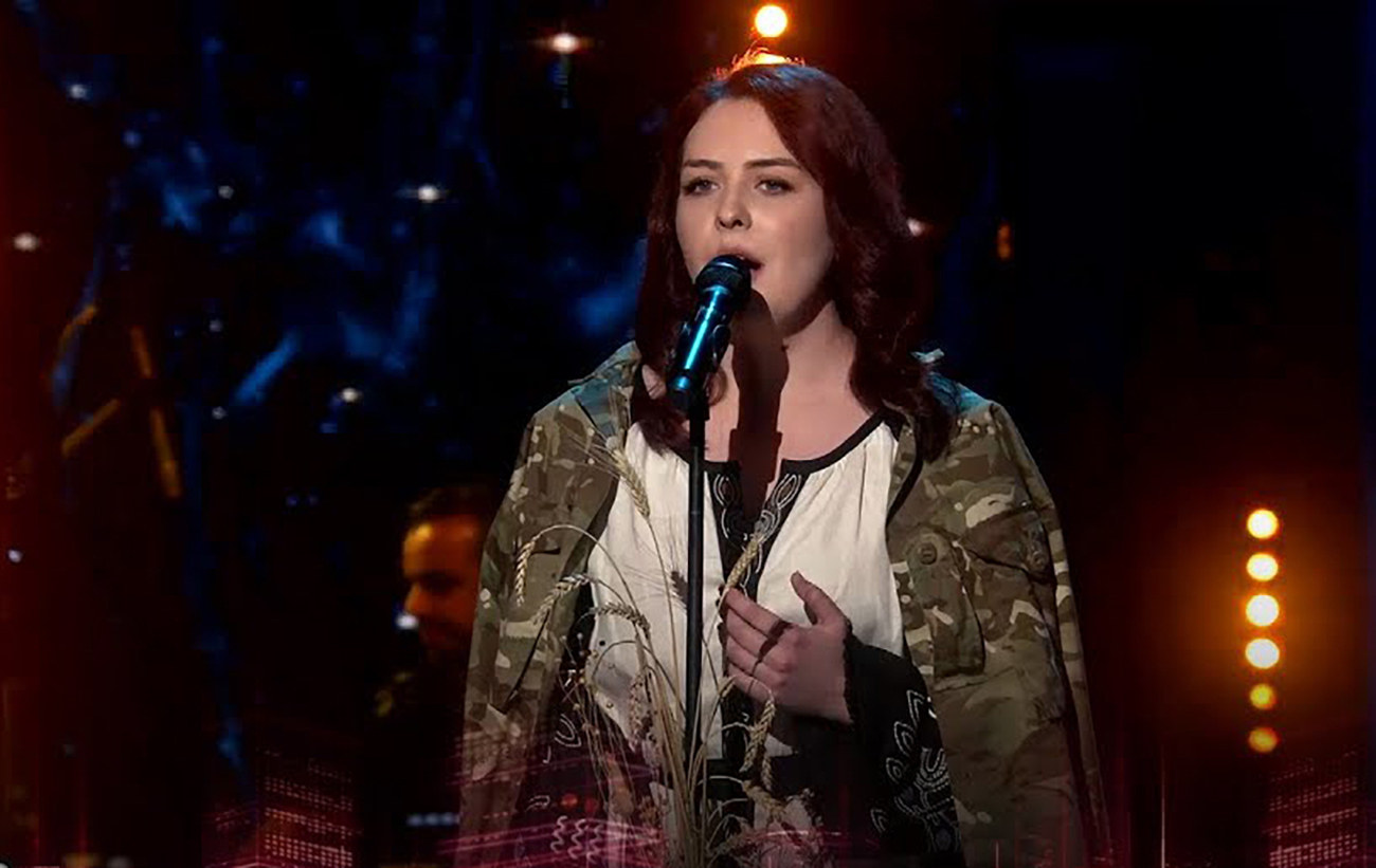 &quot;Пташка&quot; из Азовстали выступила на &quot;Голосі країни&quot; и довела до слез украинцев (видео)