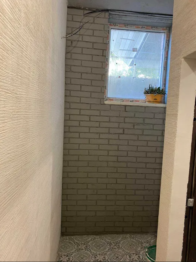 У Києві продають смарт-квартиру за півмільйона: 28 "квадратів", каналізація через сололіфт (фото)