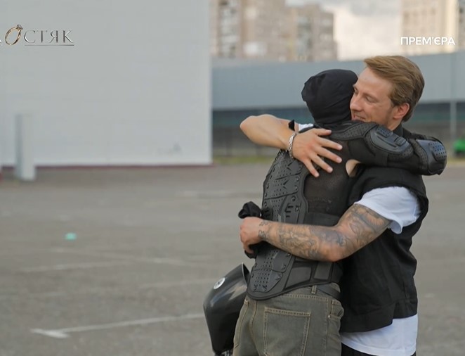 Первый поцелуй на &quot;Холостяке-13&quot;. Терен поразил поступком на романтическом свидании (фото)