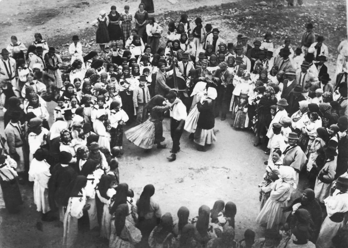 Як гуцули святкували весілля 100 років тому: звичаї та архівні фото