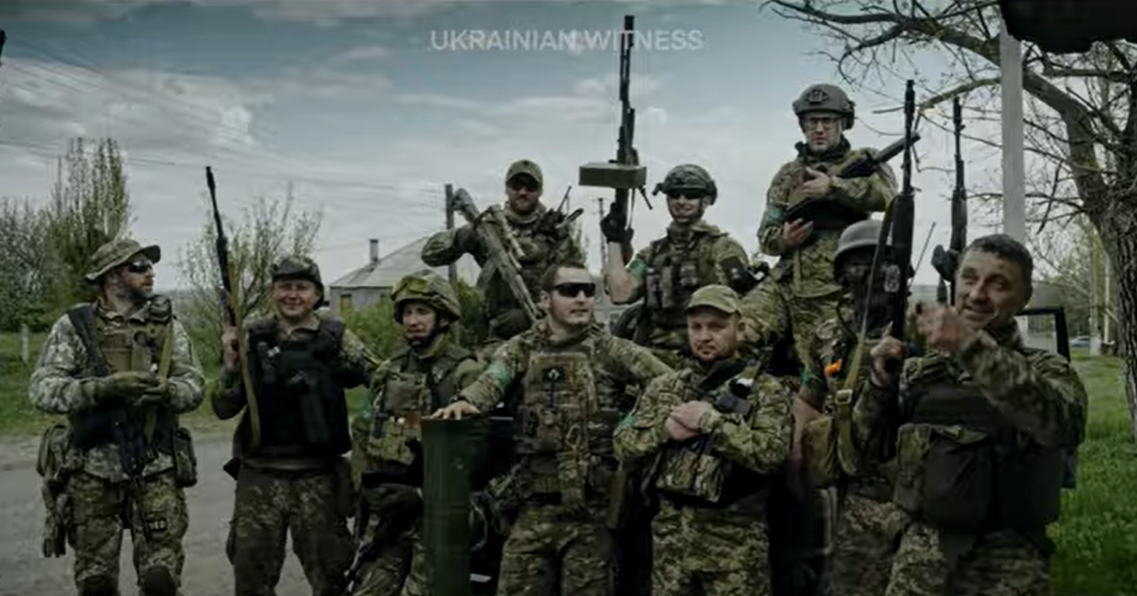 Уникальное видео отработки украинского "летучего" ПТУРа по российским позициям