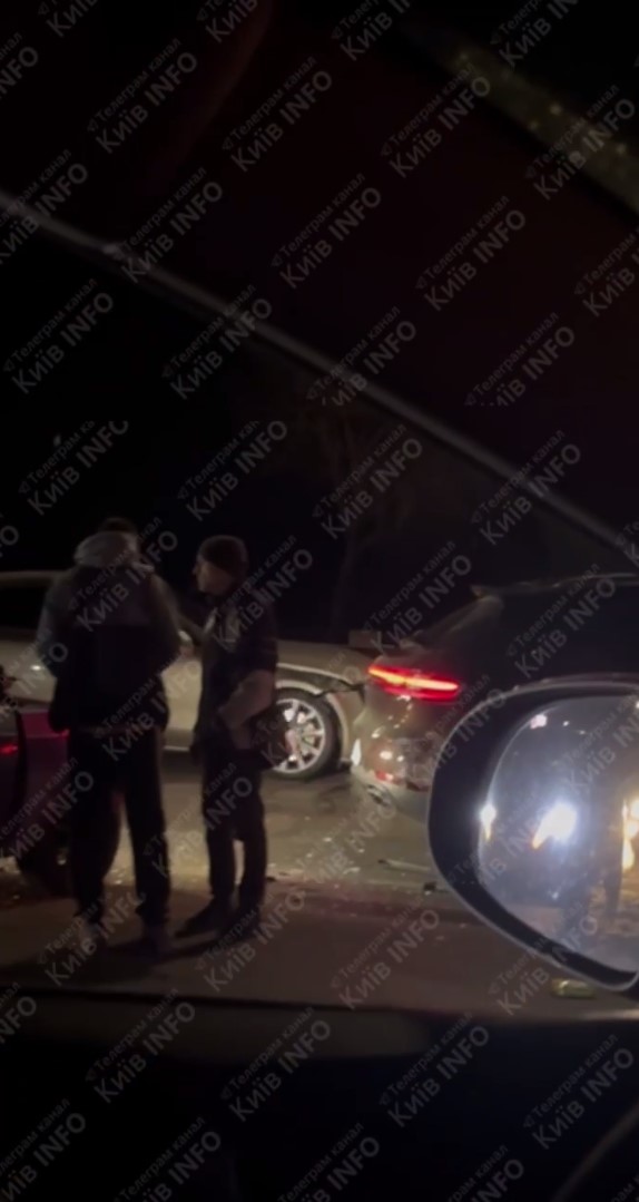 Українська співачка потрапила в аварію: фото наслідків