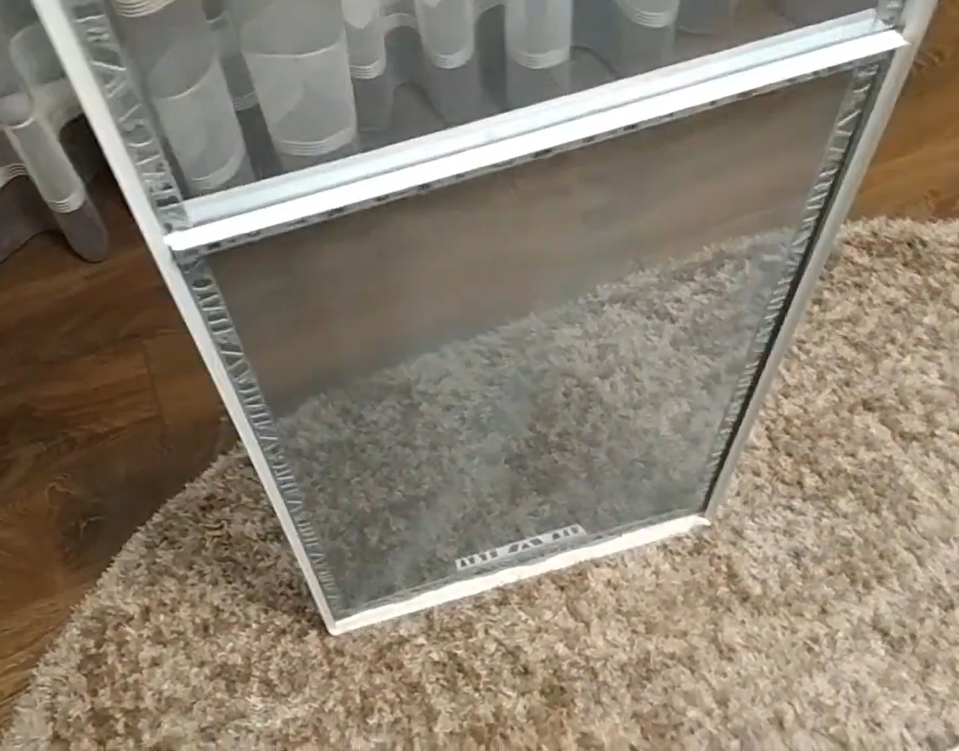 Щоб комарі не кусали: як зробити москітну сітку своїми руками (фото і відео)