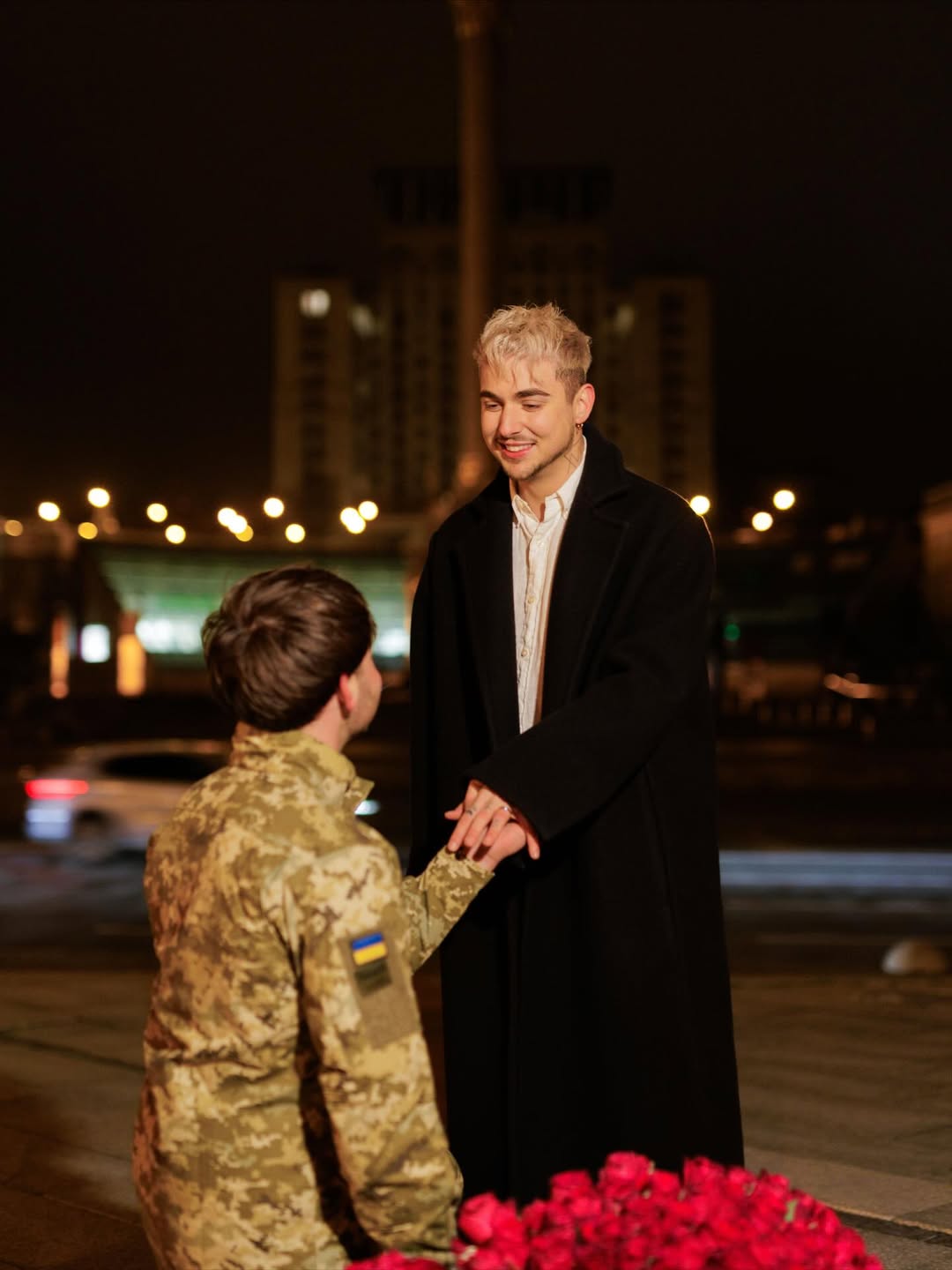 Заручини MELOVIN з військовим назвали &quot;цирком&quot;: він відповів (фото)