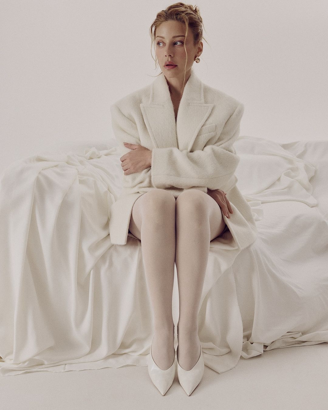 Кароль поразила смелыми фото и заговорила о любви: "Бегают мурашки"