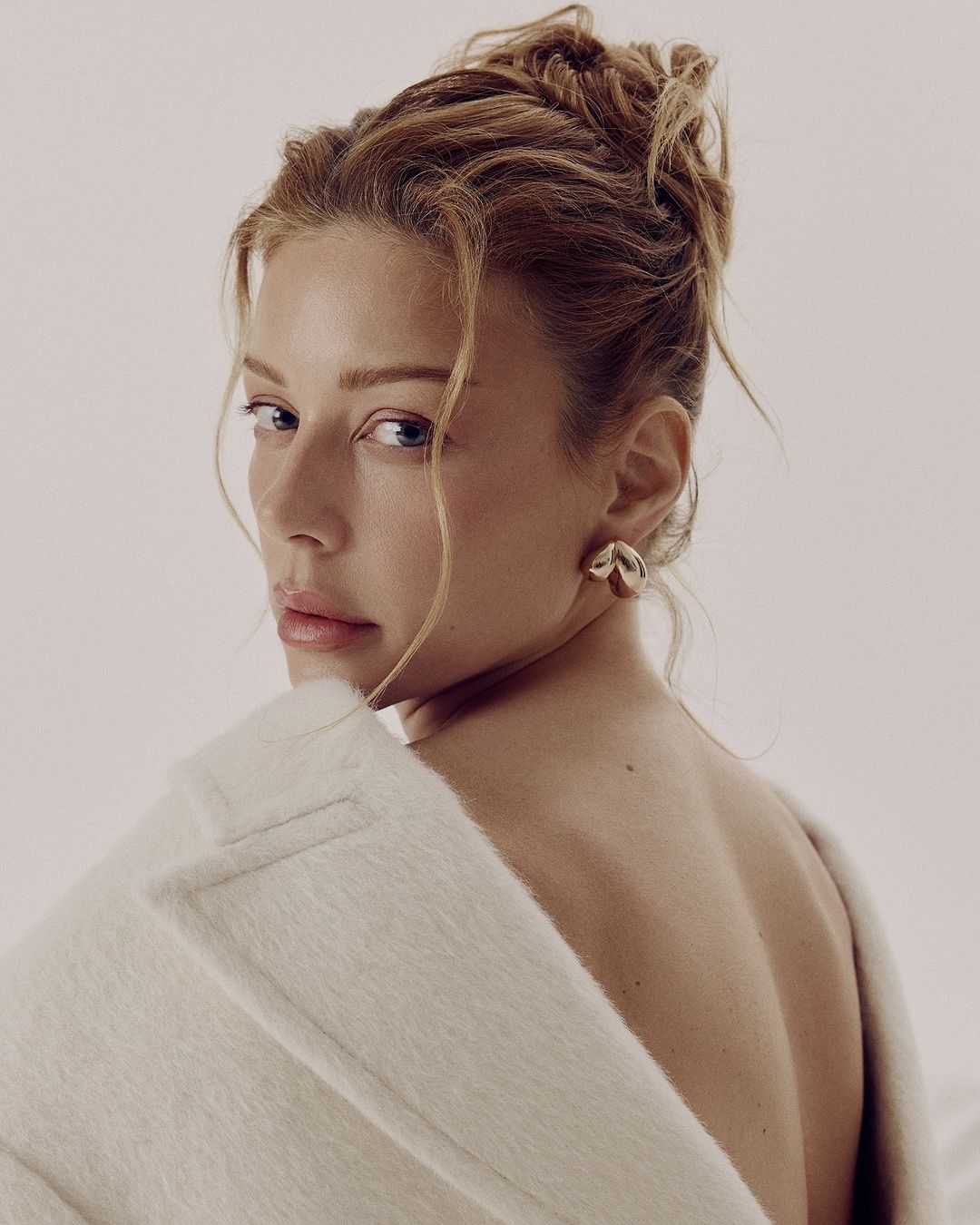 Кароль поразила смелыми фото и заговорила о любви: &quot;Бегают мурашки&quot;