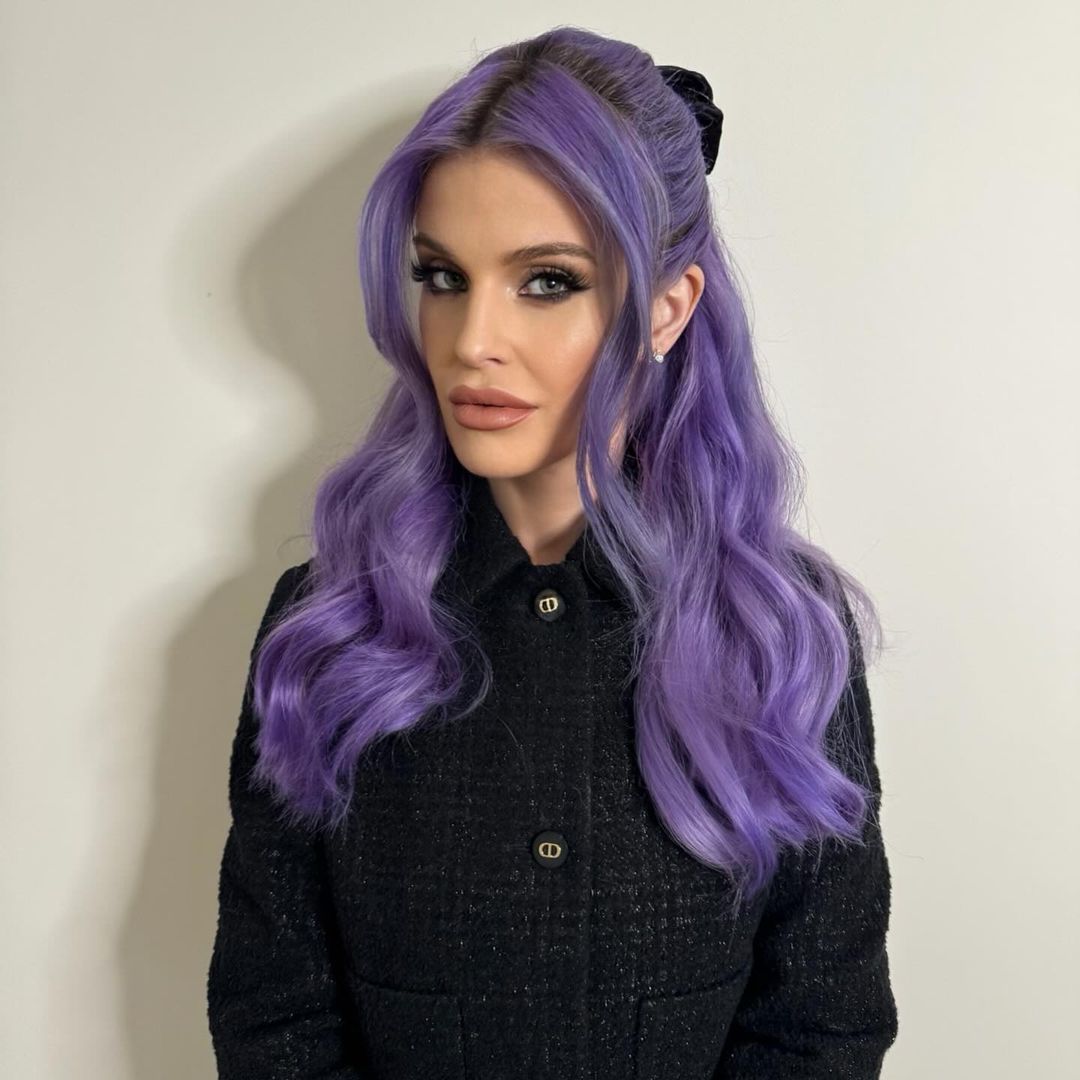 Від рок-н-ролу до гламуру. Як сьогодні виглядає Келлі Осборн і як склалася доля ікони стилю