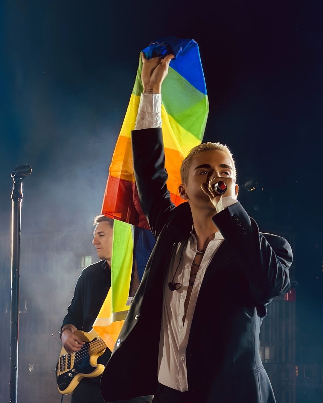 На фоне слухов о женитьбе Melovin честно рассказал о своей влюбленности