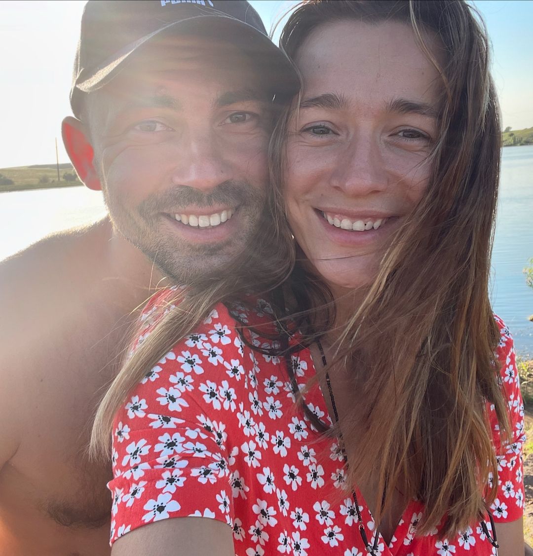 Передумали разводиться? Андрей Бедняков неожиданно показался вместе с женой