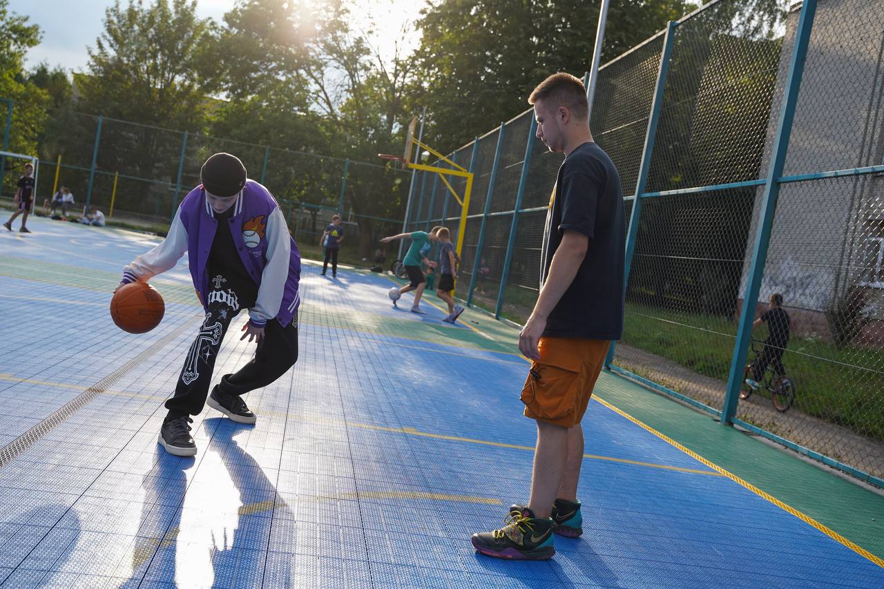 Безкоштовні заняття зі стрітфутболу, брейкінгу та стрітденсу для дітей  у Львові: де і як тренуватися