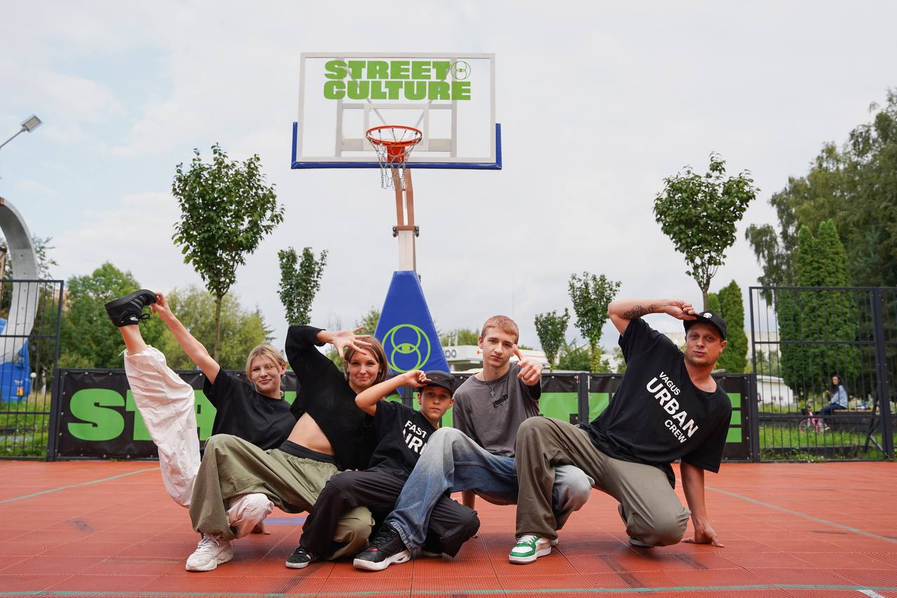 Бесплатные занятия по стритфутболу, брейкингу и стритденсу для детей во Львове: где и как тренироваться