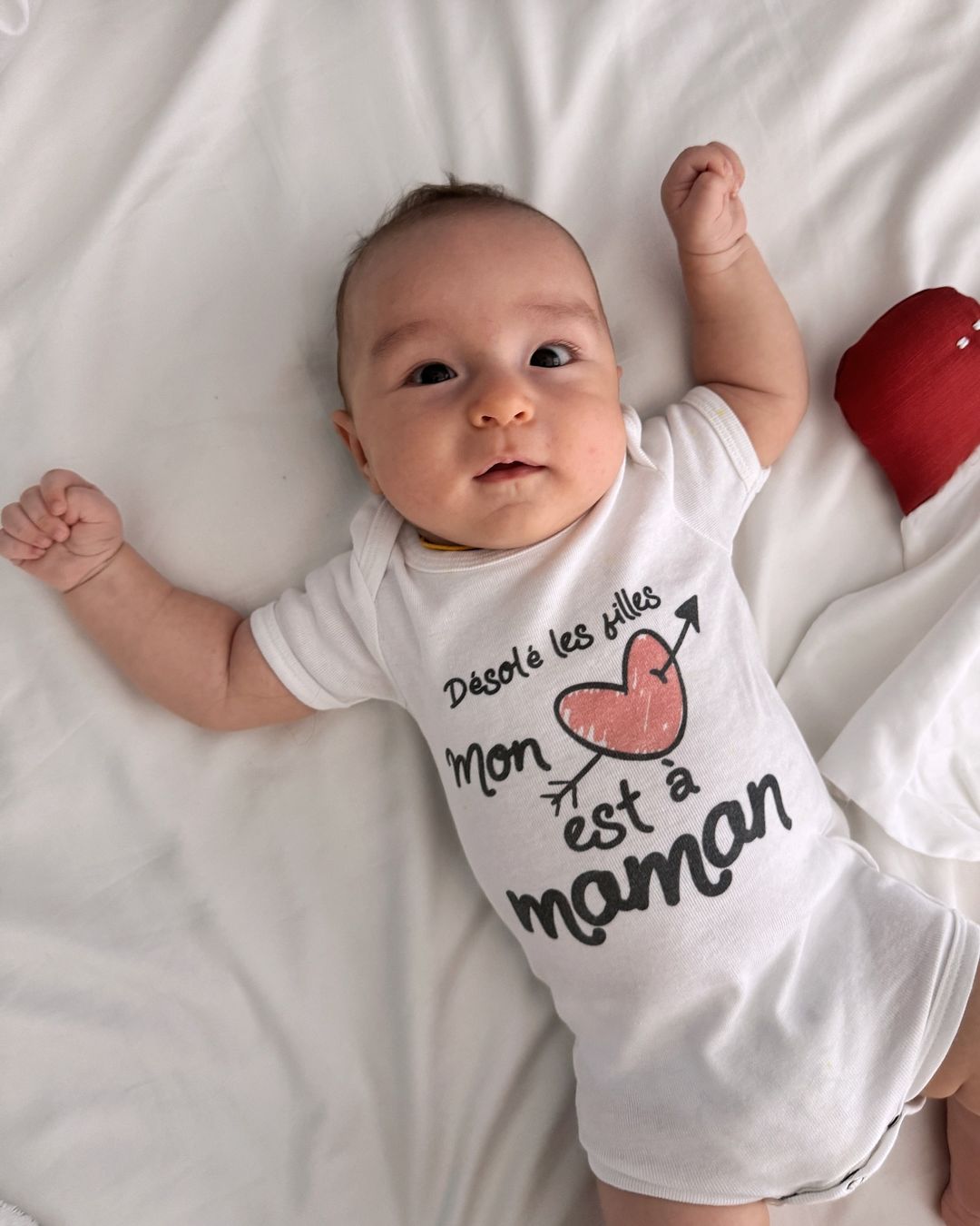 &quot;Наша вселенная&quot;. Онуфрийчук умилила новыми фото 4-месячного сыночка Адама