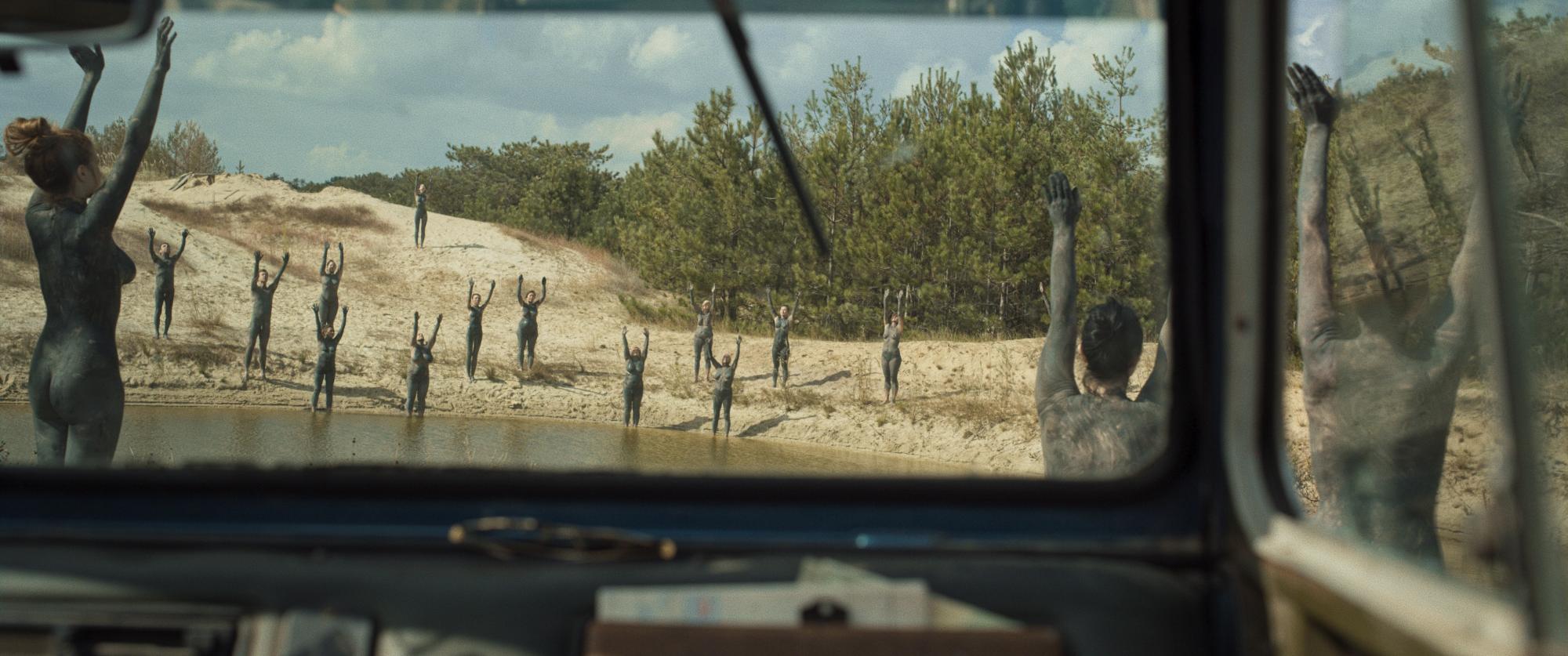 Постправда, сатира на сучасність і fake-news: 10 причин дивитися фільм “Редакція&quot;