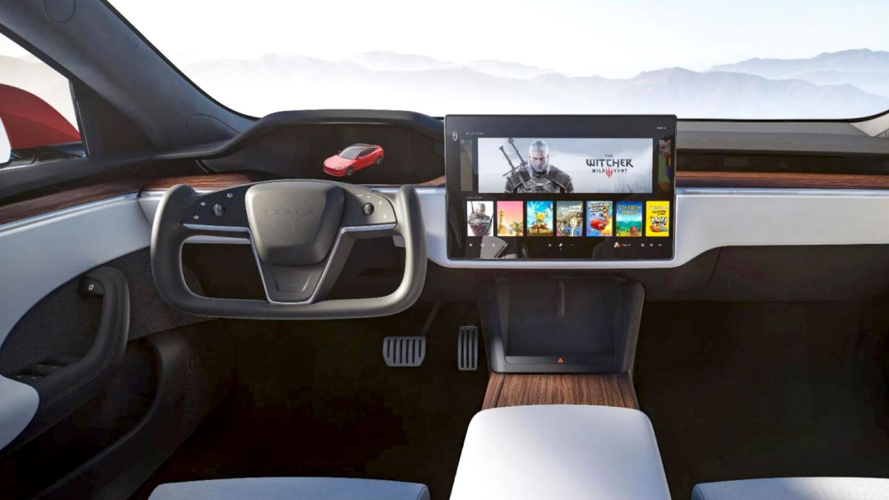 Все як у людей: Tesla поставила звичайний клаксон на свій революційний штурвал