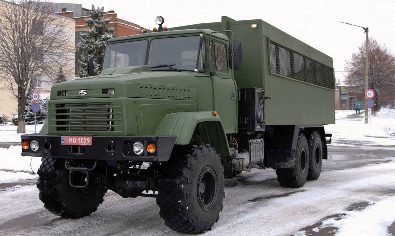 После долгого перерыва: АвтоКрАЗ возобновил поставки грузовиков для украинской армии