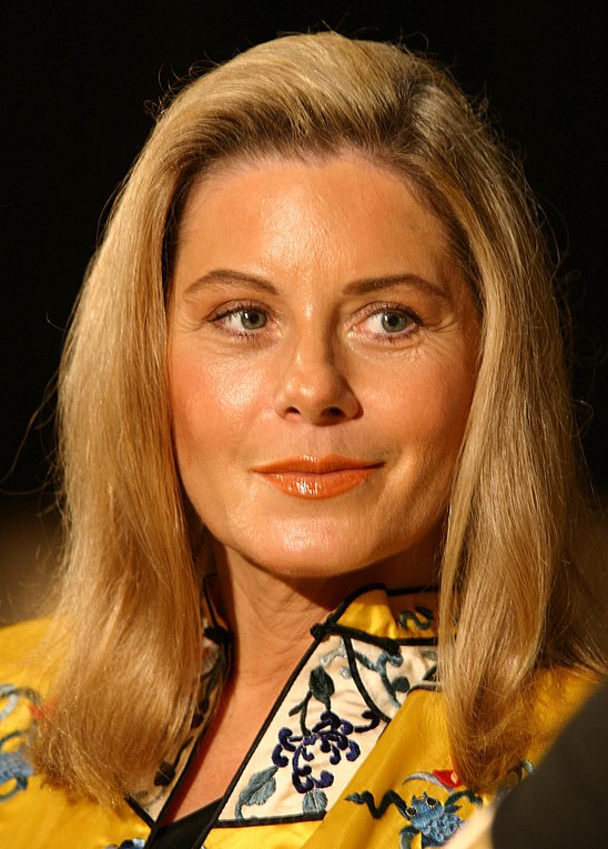 Лишний вес и седина: как сейчас выглядит актриса, сыгравшая красавицу Иветту в &quot;Клоне&quot;