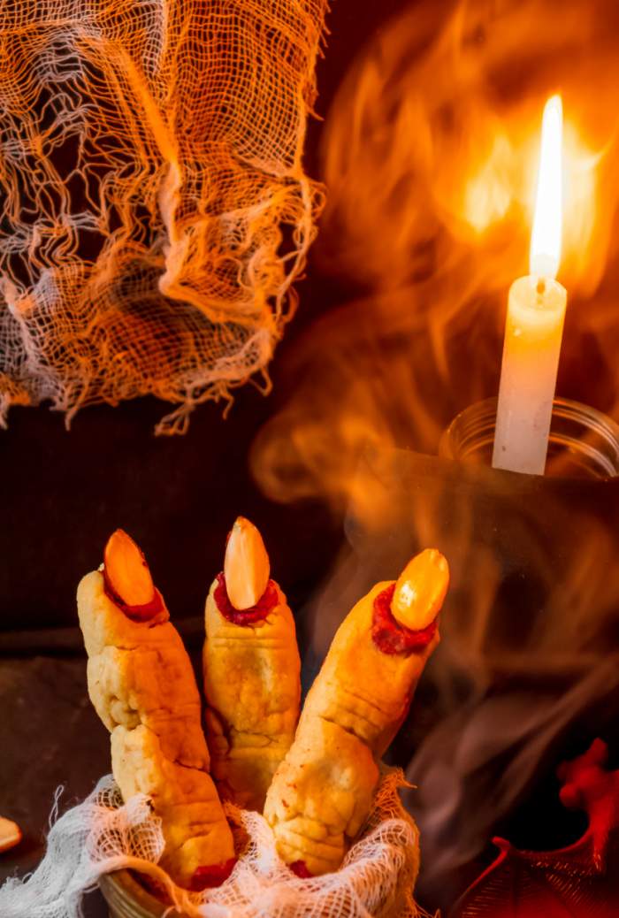 Оригинальные блюда на Хэллоуин 2022, которые точно удивят детей: вкусные рецепты