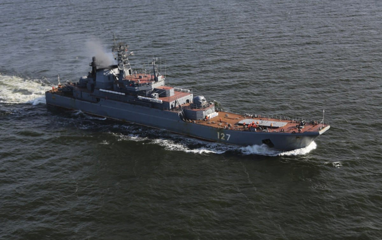 У россиян "минус" два корабля? Что известно о мощной атаке на оккупированный Севастополь