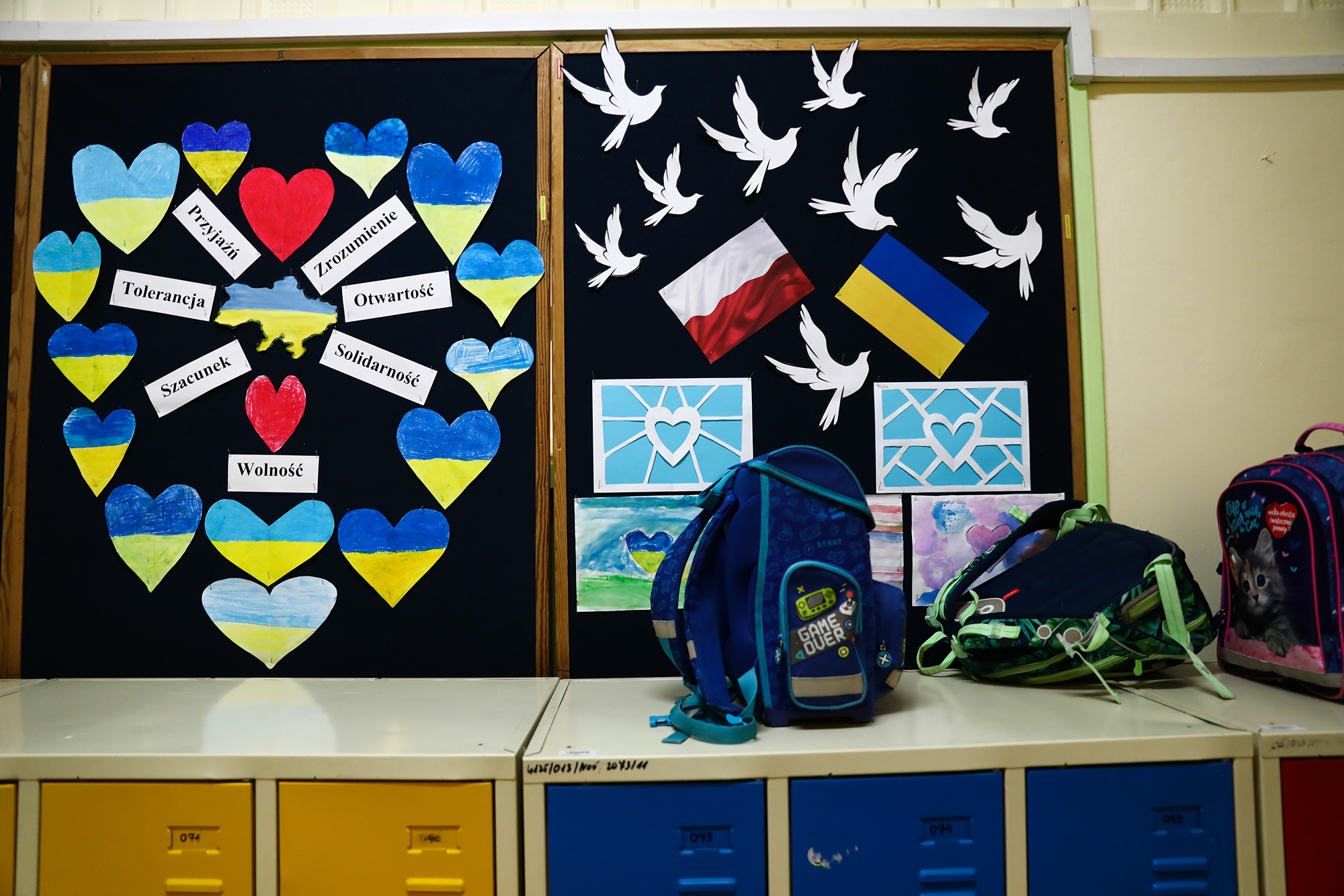В польских школах готовят изменения для украинских детей: планы правительства