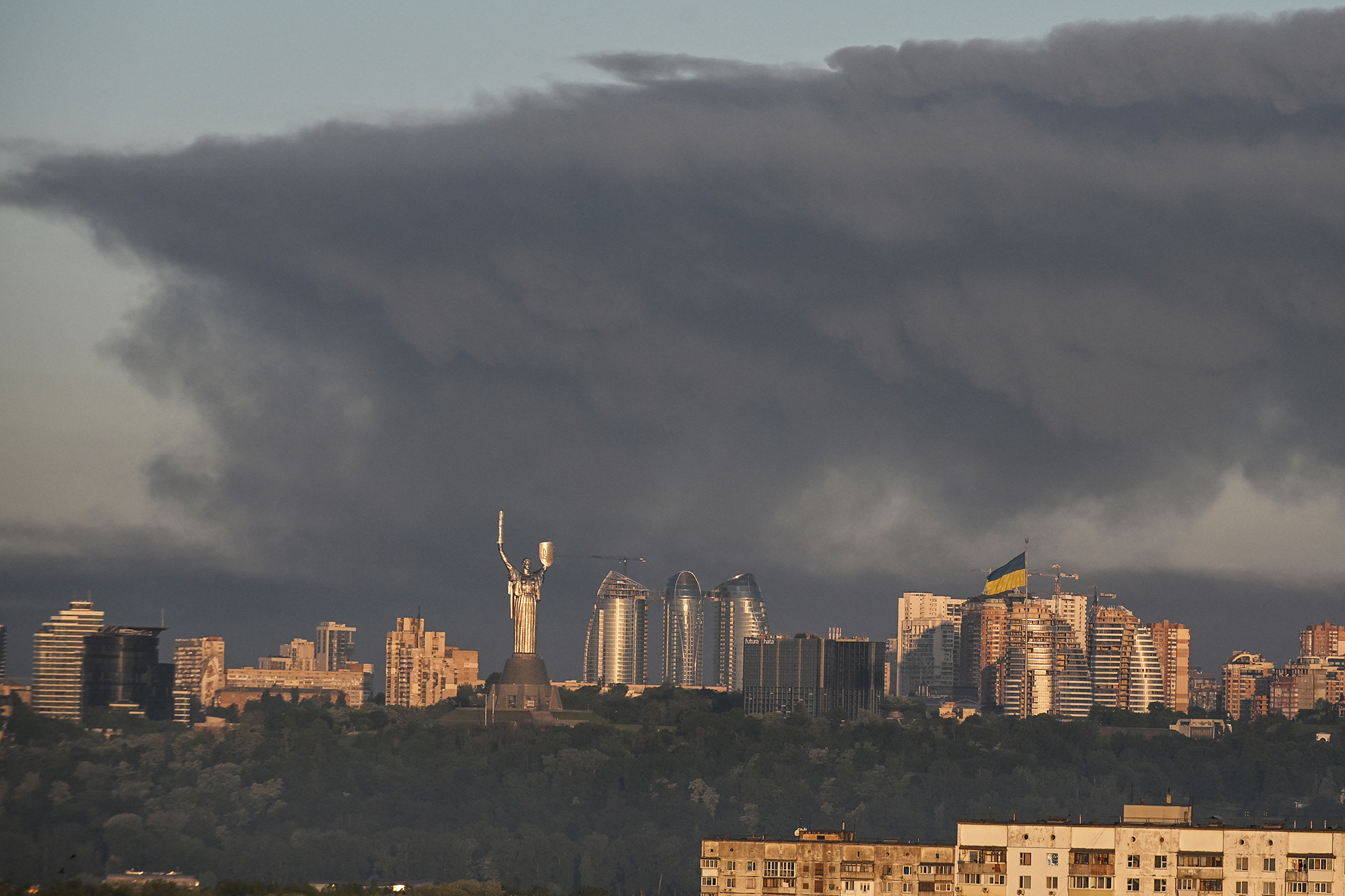 A chance for peace? Russia's offensive is slowing, but is Putin ready to stop war