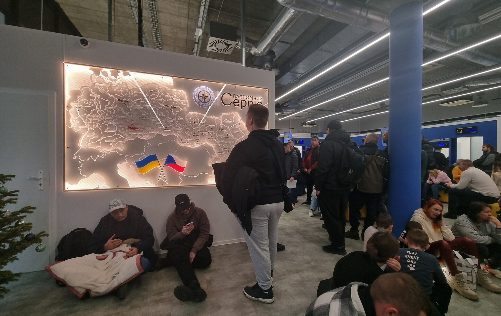 Що робити українцям у Чехії без дійсного закордонного паспорта: пояснення