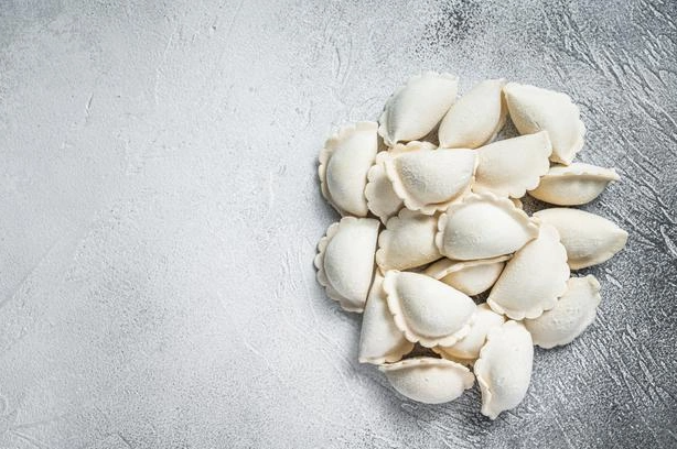 Как заморозить вареники, чтобы они не слипались и были как свежие