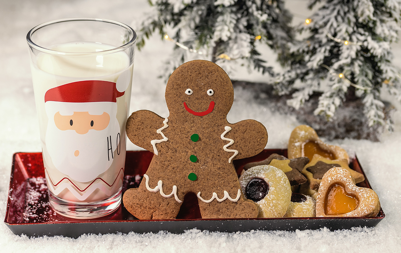 Для зимової атмосфери: готуємо популярне імбирне печиво від Євгена Клопотенка (відео)