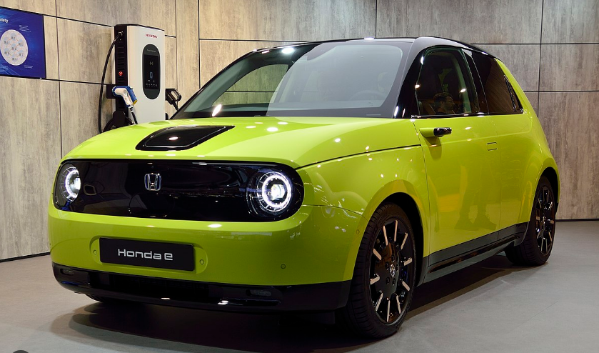 Стало известно, какие авто украинцы чаще всего завозят из Китая