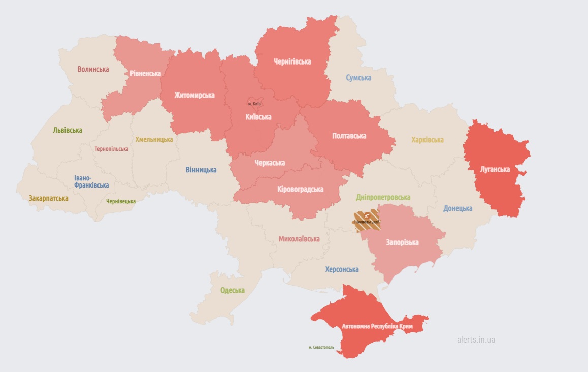 В Киеве и нескольких областях тревога из-за атаки &quot;Шахедов&quot;: что известно