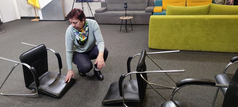 &quot;Ми тобі монтажну піну заллємо туди-то й туди&quot;. Блогерка імітувала своє викрадення, щоб урятуватись від окупантів