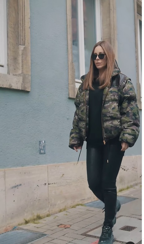 &quot;Ви допомагали армії?&quot; Лорак одяглася в камуфляж і викликала багато запитань (відео)