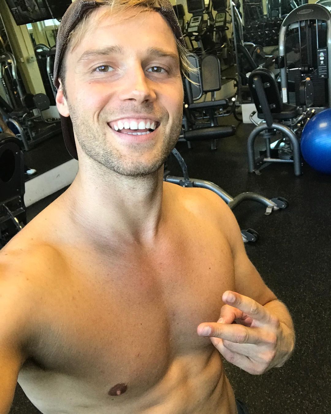 Офіційно: названо ім'я нового "Холостяка" 12 сезону (фото)