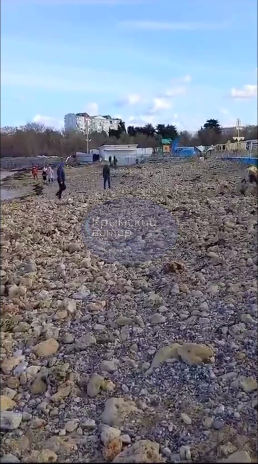 Небывалый масштаб разрушений. Как выглядит Крым после сильнейшего шторма в истории (фото, видео)