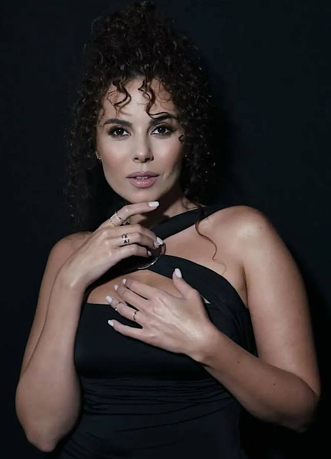 Штучний інтелект показав, як можуть виглядати Ксенія Мішина, Леся Нікітюк та інші зірки