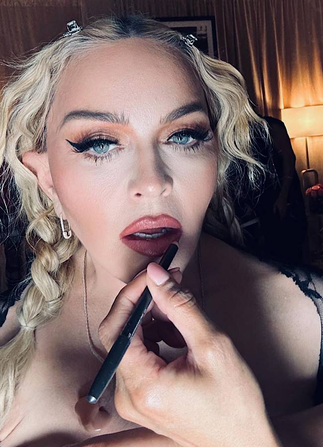 Как сейчас выглядит Мадонна: свежие фото 65-летней поп-звезды, которую до сих пор хотят миллионы