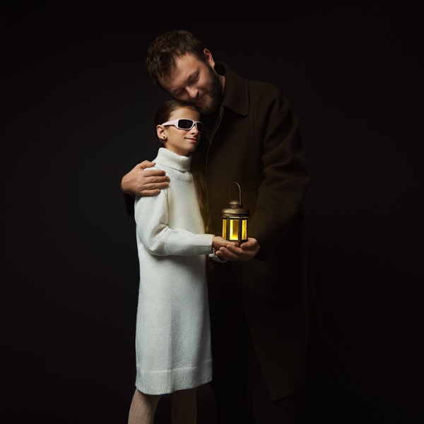 DZIDZIO заспівав із незрячою дівчинкою-волонтеркою і розчулив до сліз (відео)