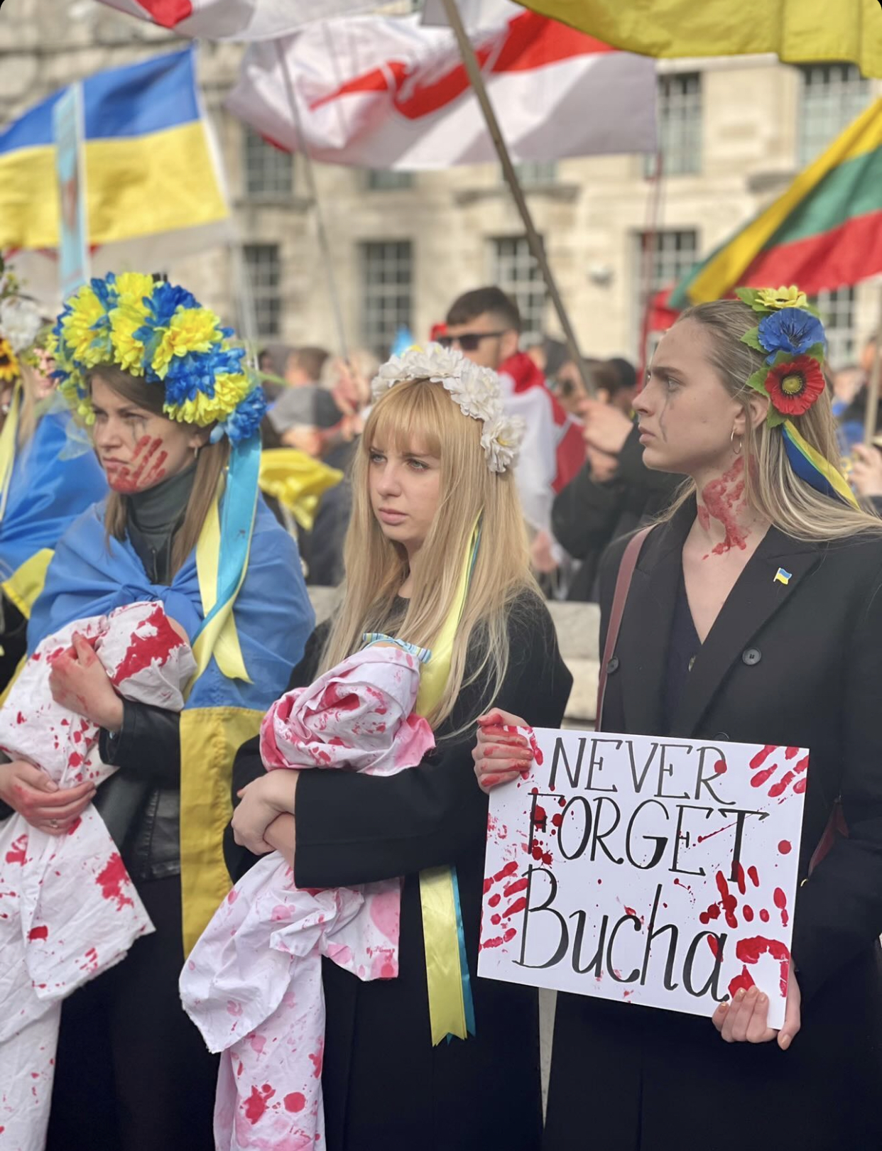 Марш Матерів у країнах Європи та Америки (фоторепортаж)