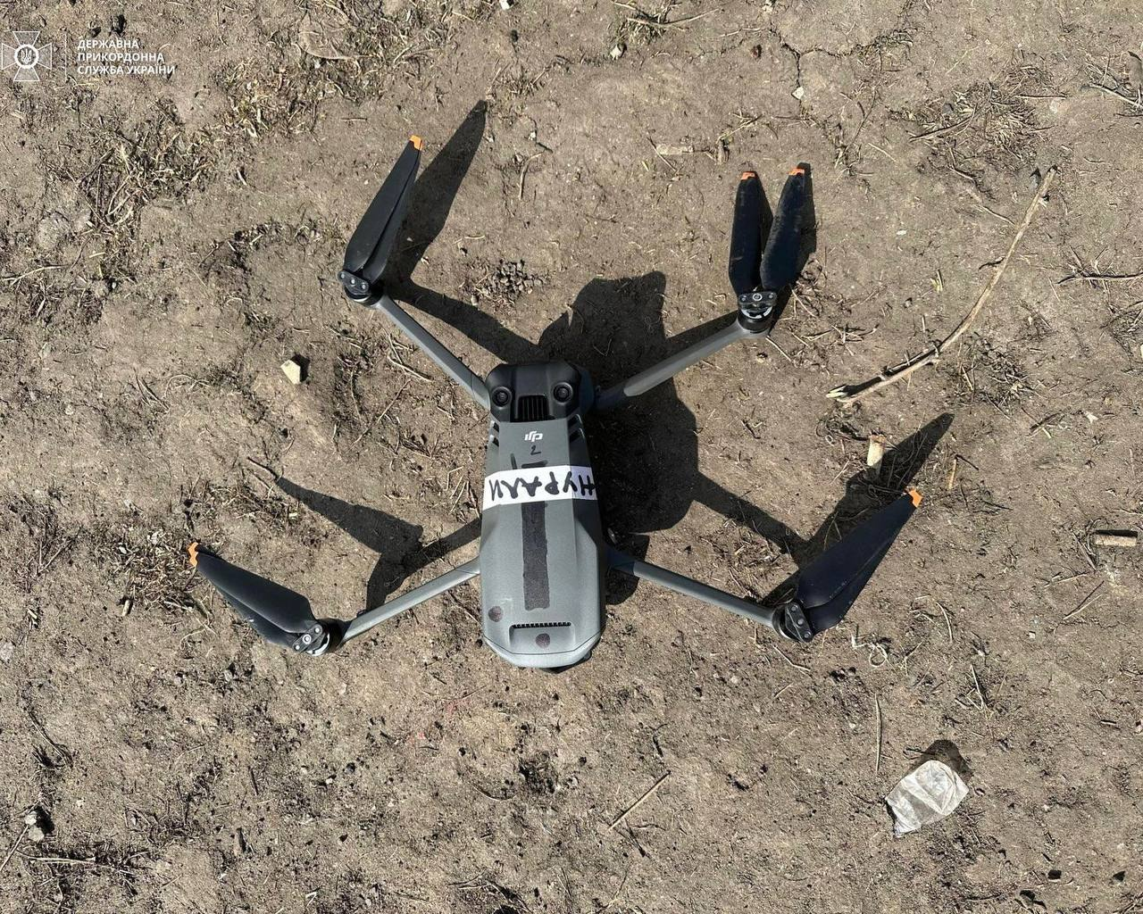 В Луганской области пограничники &quot;приземлили&quot; вражеский БПЛА