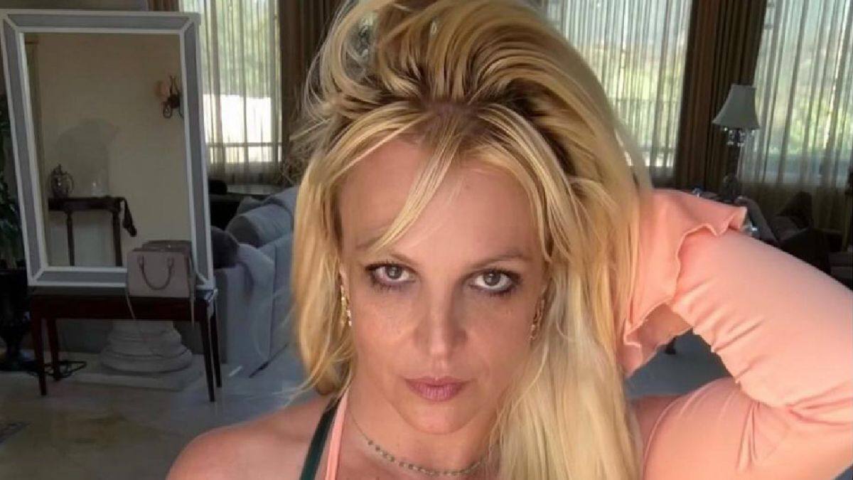 Бритни Спирс откровенно рассказала о своем весе и пристрастии к еде