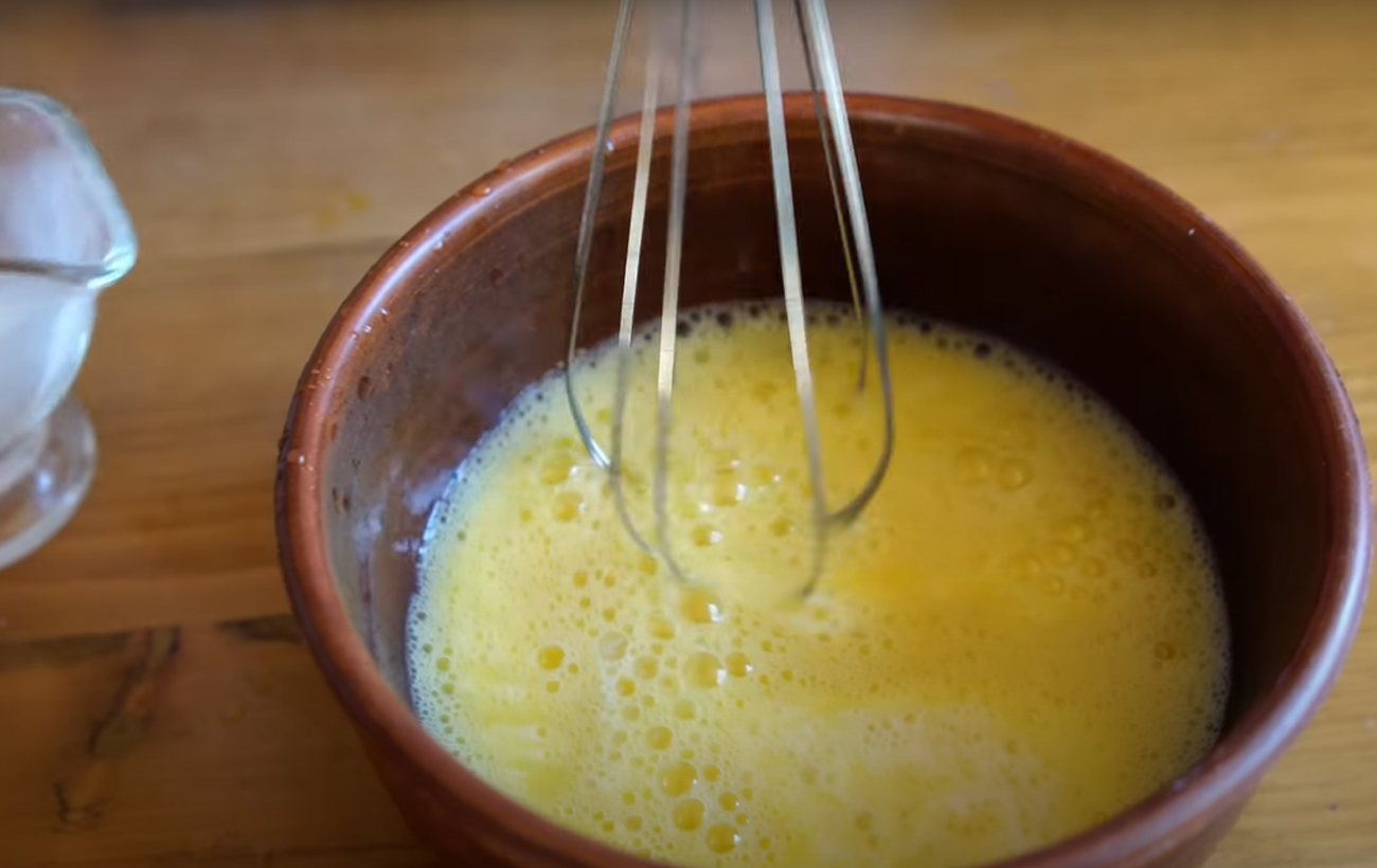 Бендерики с мясом: очень аппетитный рецепт украинских блинов (фото и видео)