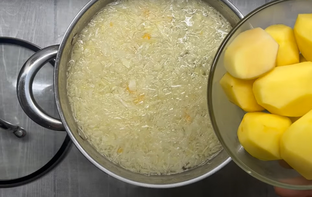 Пісний капусняк: адаптований рецепт багатовікової страви для Великого посту