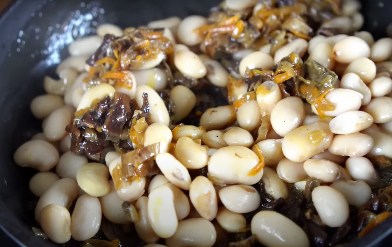 Паштет из фасоли и грибов: аутентичный рецепт постной закуски на видео