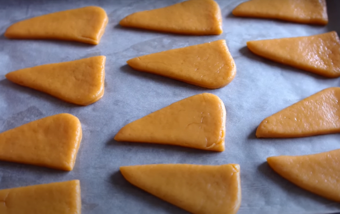 Печенье на томатном соке: быстрый рецепт хрустящих вкусностей