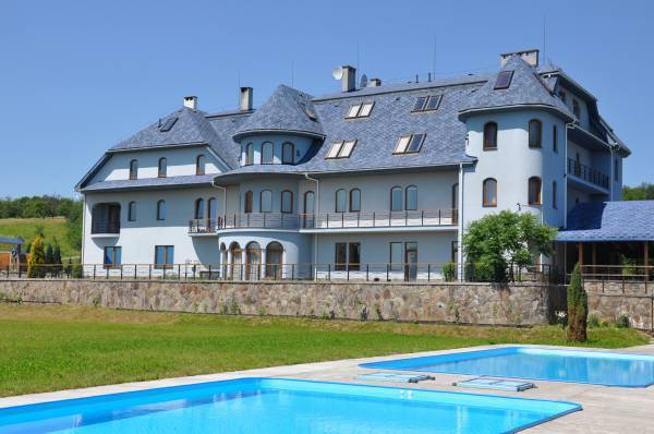 Куда отправить ребенка? 10 летних лагерей в Карпатах для отдыха с пользой